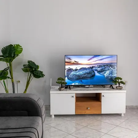 Apartman Eleni *